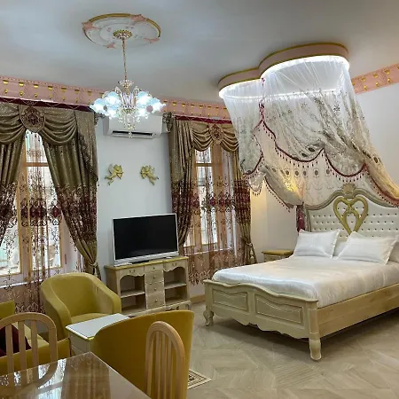 Romantique Maison De L'eglise Du Couvent Guest house