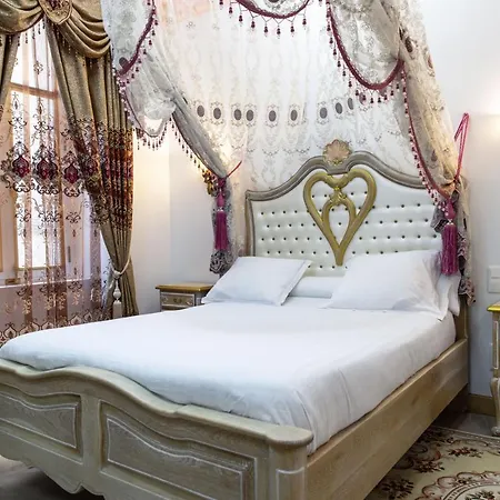 Romantique Maison De L'eglise Du Couvent Narbonne