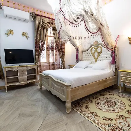 Guest house Romantique Maison De L'eglise Du Couvent