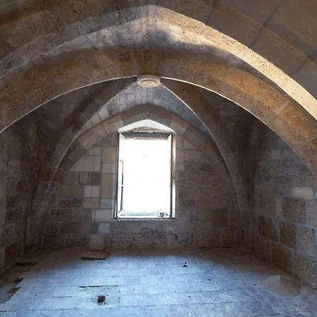 Romantique Maison De L'église Du Couvent Affittacamere *